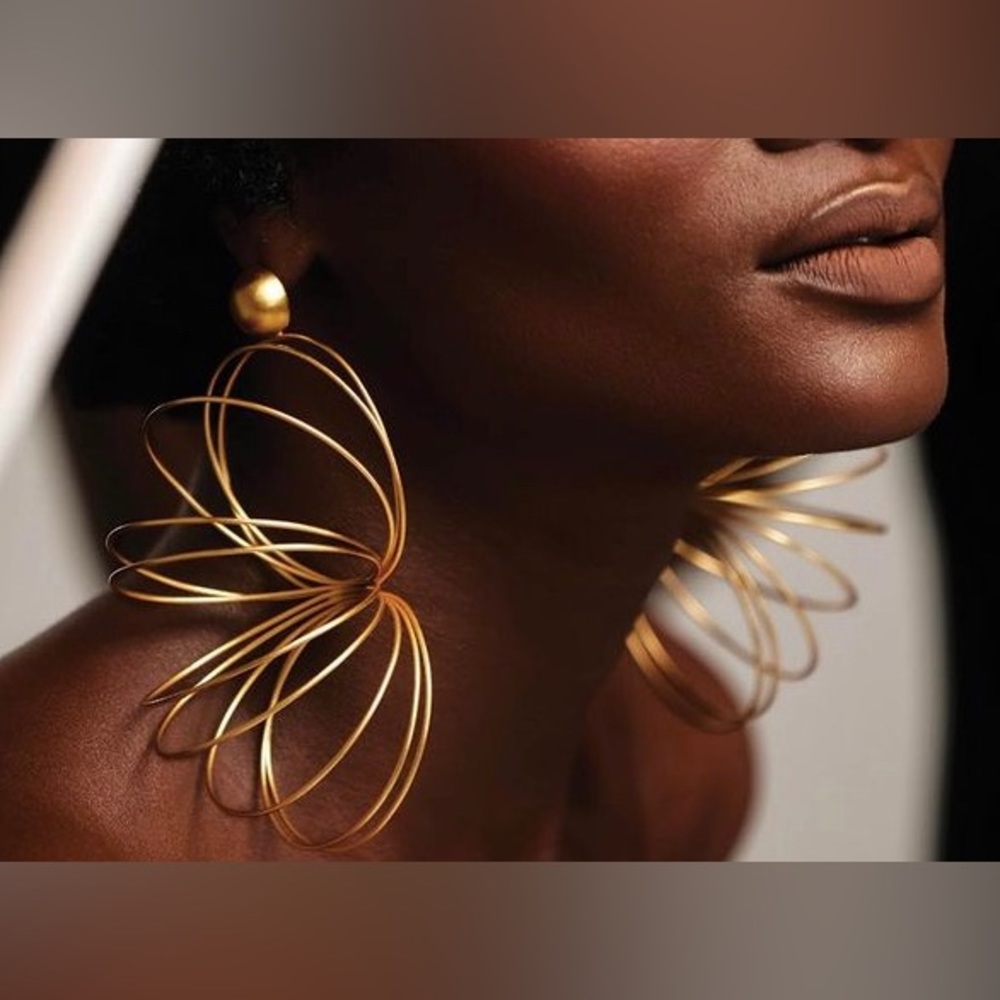 Goldcoast Luxury Gold Hoop Earrings
